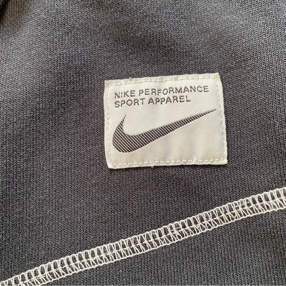 Nike Dri-Fit Black Cotton Blend Gym Fitness Running Lightweight Pullover Hoodie - Picture 6 of 10